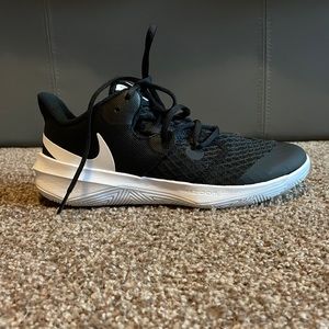 NIKE ZOOM HYPERSPEED COURT